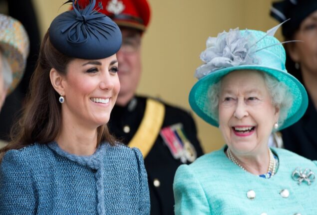 Kate Middleton avoids making “complaints,” in order to serve as a “cog”