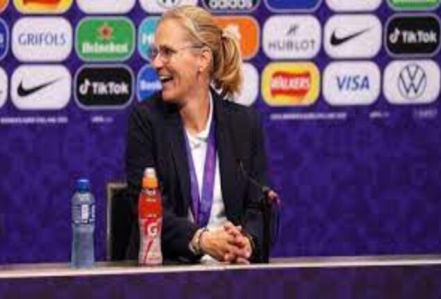 Sarina Wiegman: England Players gatecrash conference after win