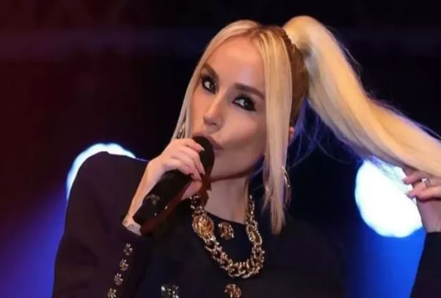 Gulsen, a Turkish music artist, jailed for joking on religious schools
