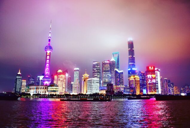 ‘The Bund’ suffers in dark as power crisis hits Shanghai