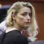 Amber Heard follows Kamala Haris but she has not reciprocated her gesture