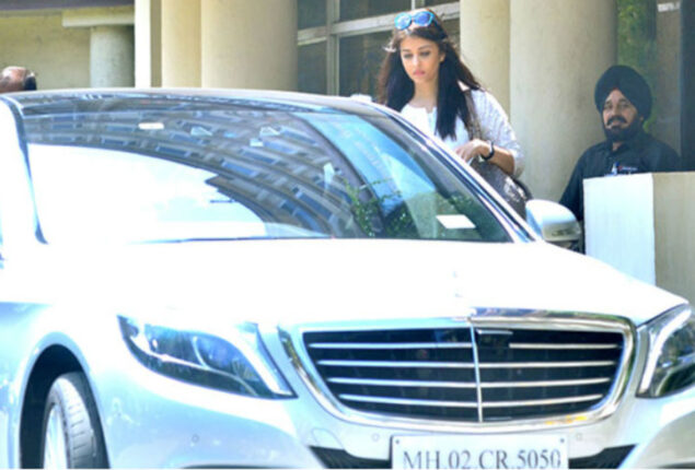 Aishwarya Rai Bachchan quickly hop in her car as she was spotted