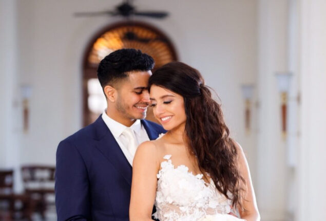 Arjun Kanungo South African wife wishes Independence day