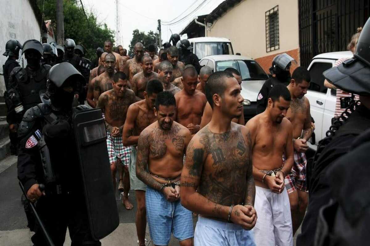 El Salvador imprisons