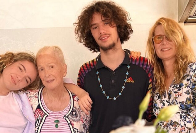Laura Dern celebrates Ellery’s 21st birthday with amazing photos