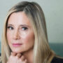 Nearly month after her father’s death, Mira Sorvino mourns his passing
