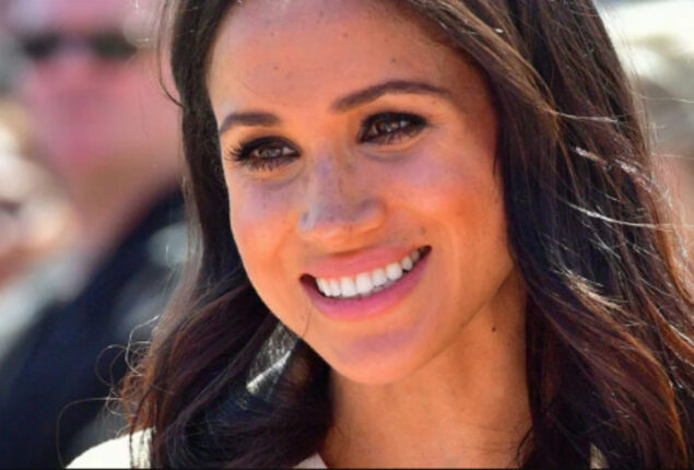 Meghan Markle brings people ‘close’ with her smile