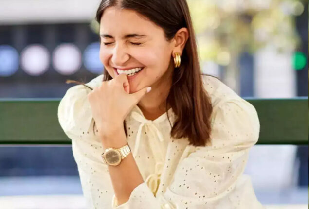 Pastel outfit of Anushka Sharma for summer fashion inspiration