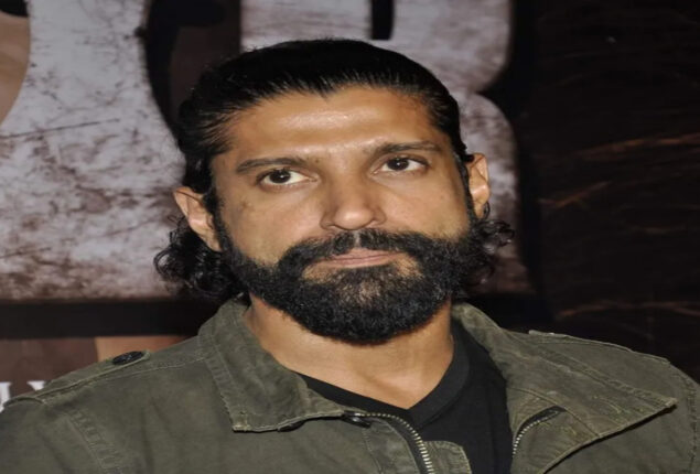 Laal Singh Chaddha is praised by Farhan Akhtar as “beautiful”