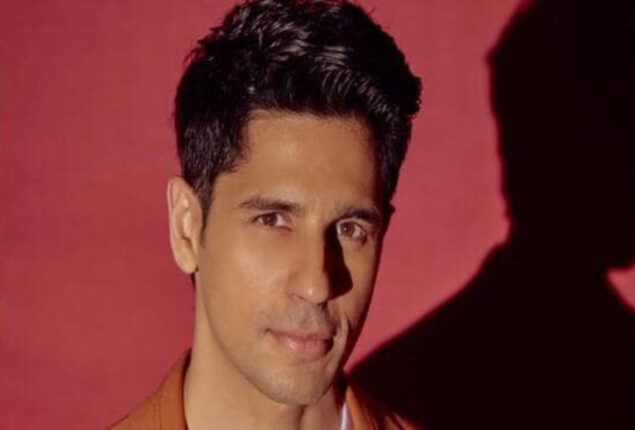 Sidharth Malhotra discusses his journey of Bollywood