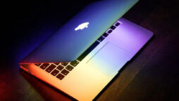 Apple MacBook