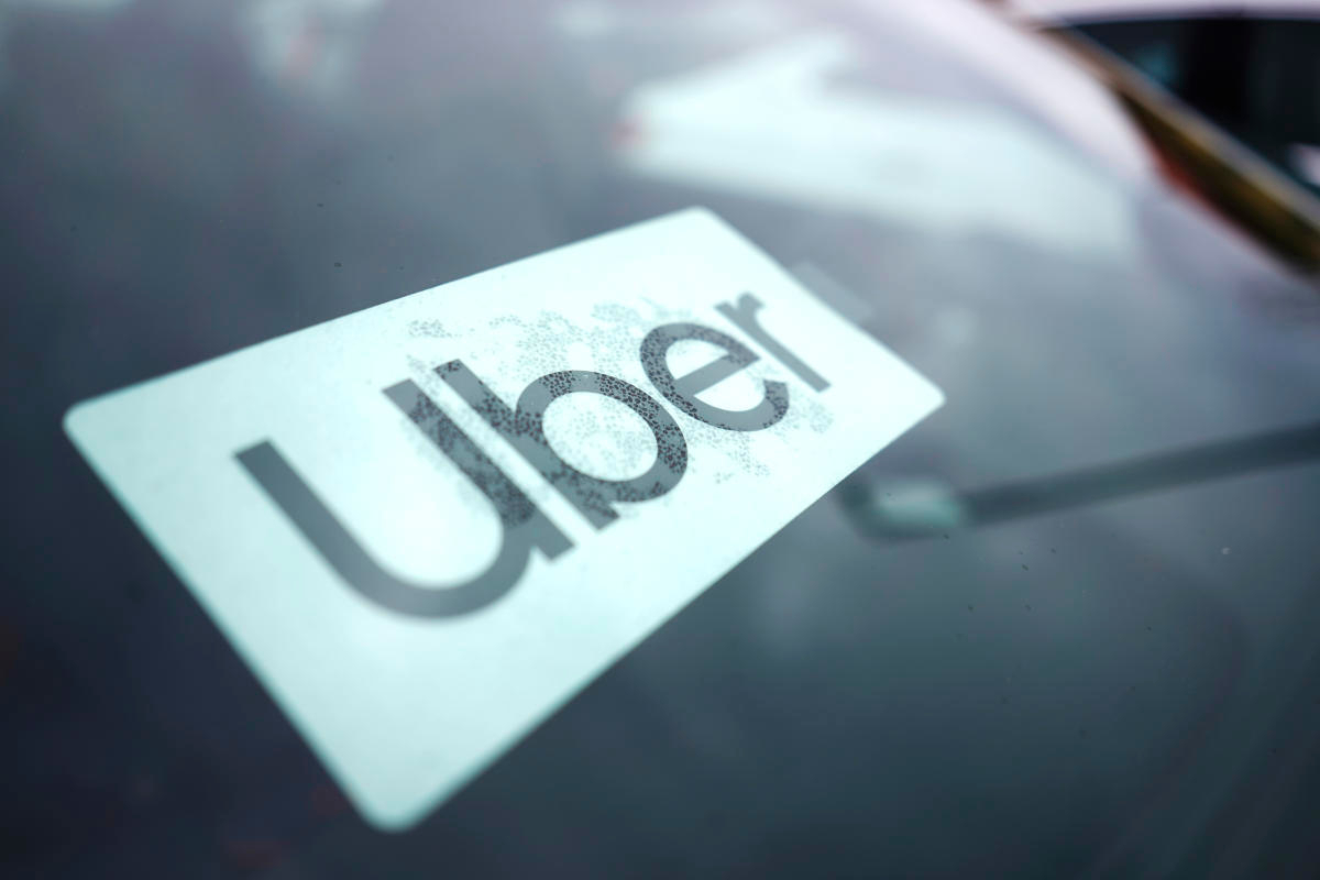 Uber reports loss