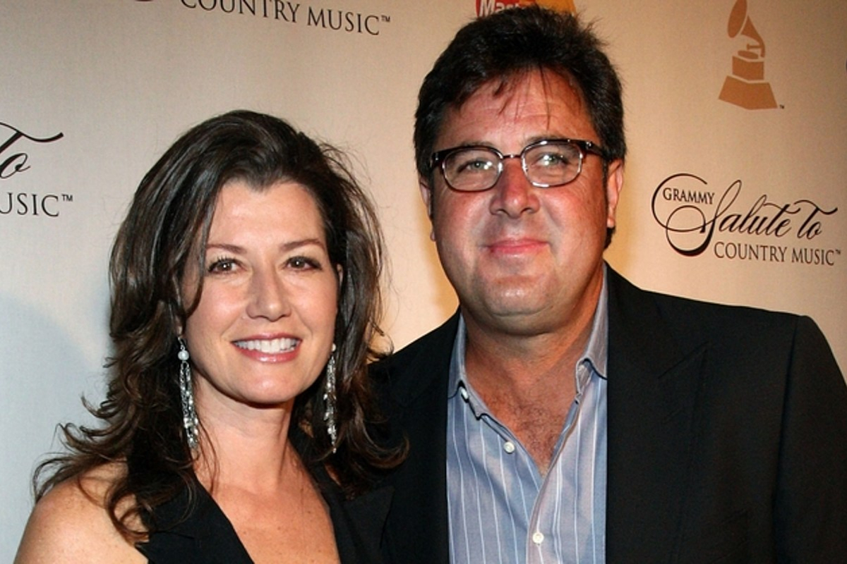 Amy Grant pens