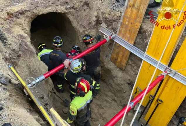 Bank robbery suspect rescued from a tunnel close to the Vatican