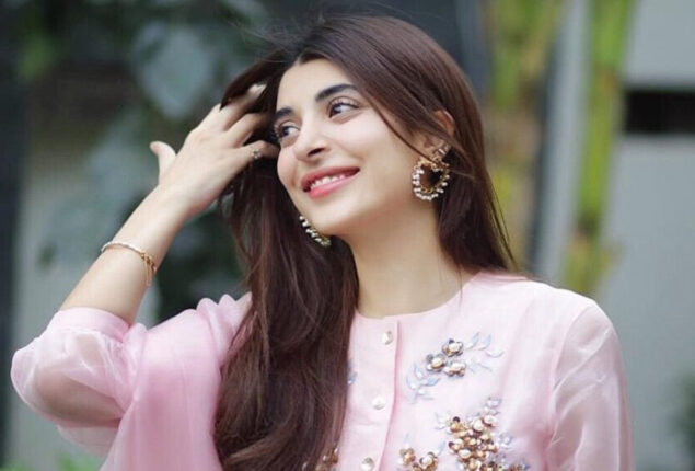‘You don’t need a man to live your life,’ says Urwa Hocane