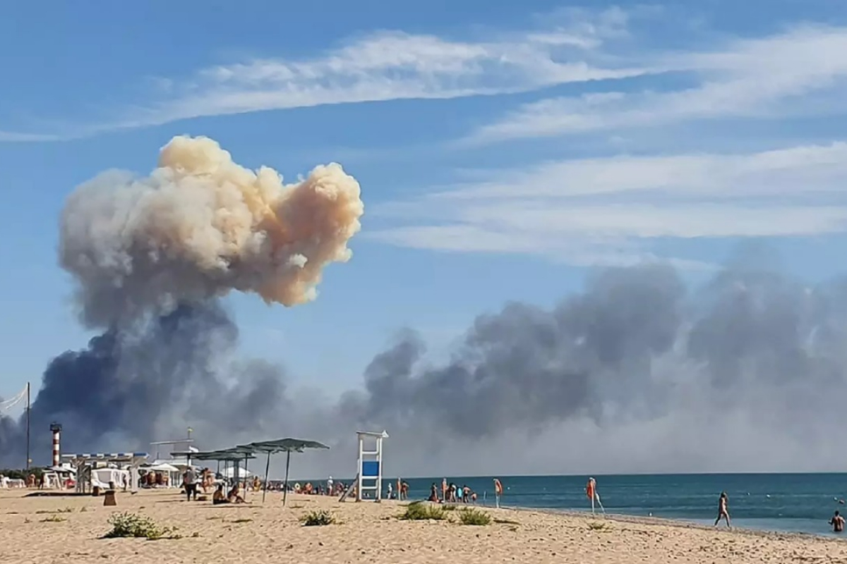 Crimea explosions