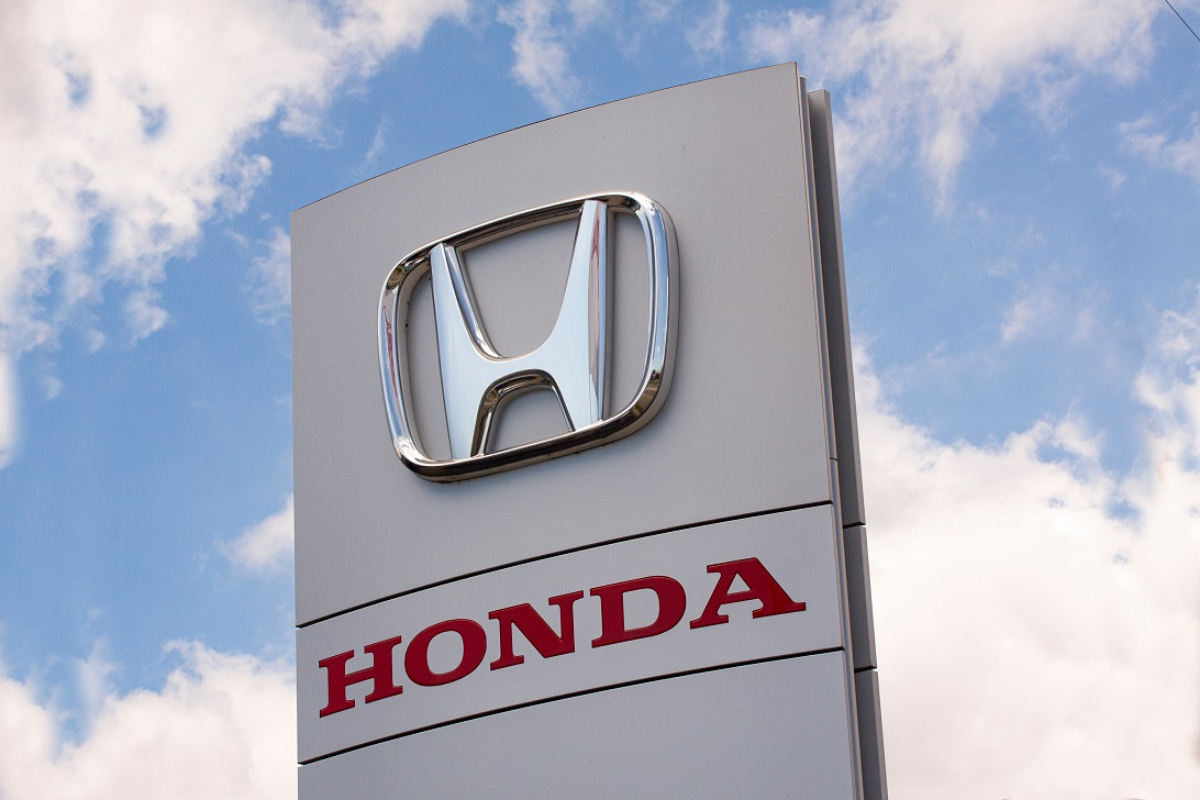 Honda drops car prices