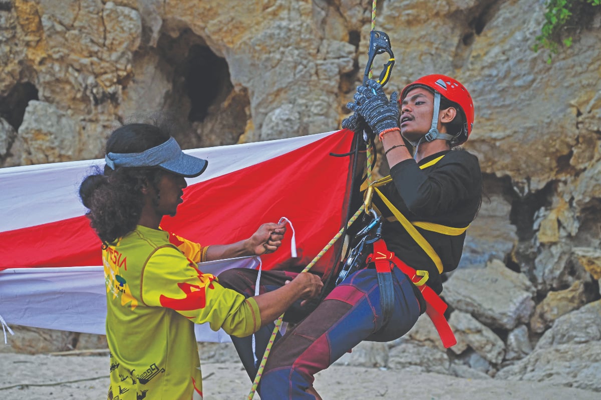 Free press under attack in Indonesia