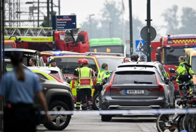 Sweden: A man is killed in a shooting at a mall in Malmo