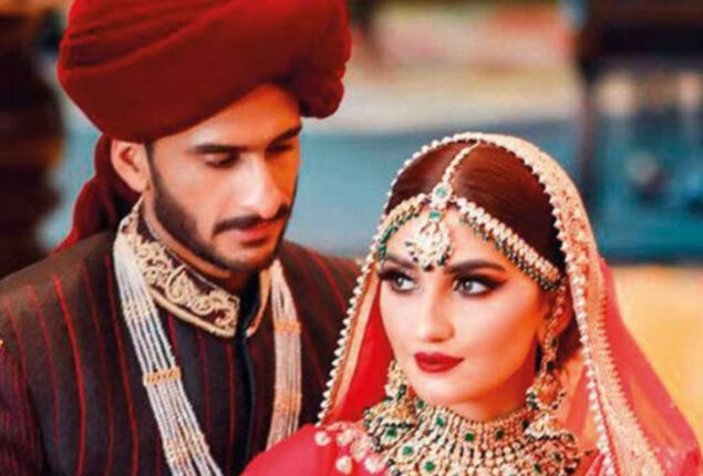 Hassan Ali wishes wedding anniversary to his wife with beautiful surprise