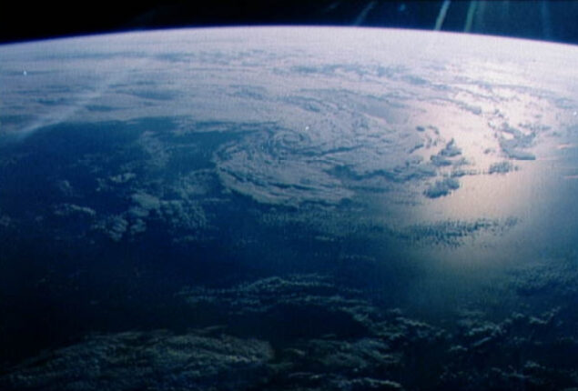 Scientists detect ocean in nearby exoplanet