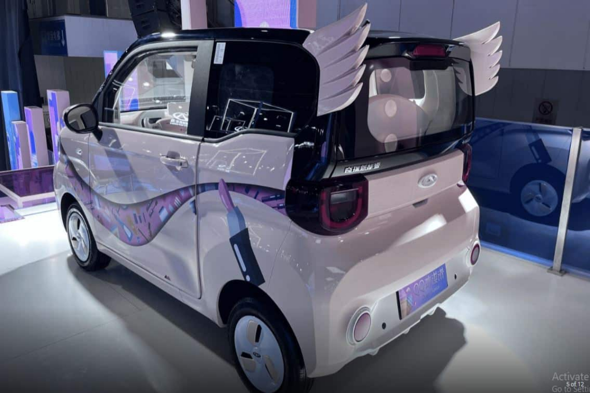 Chery demonstrates Mini EV for women