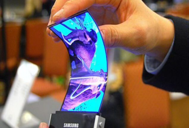 Samsung to reportedly develop dual screen phone