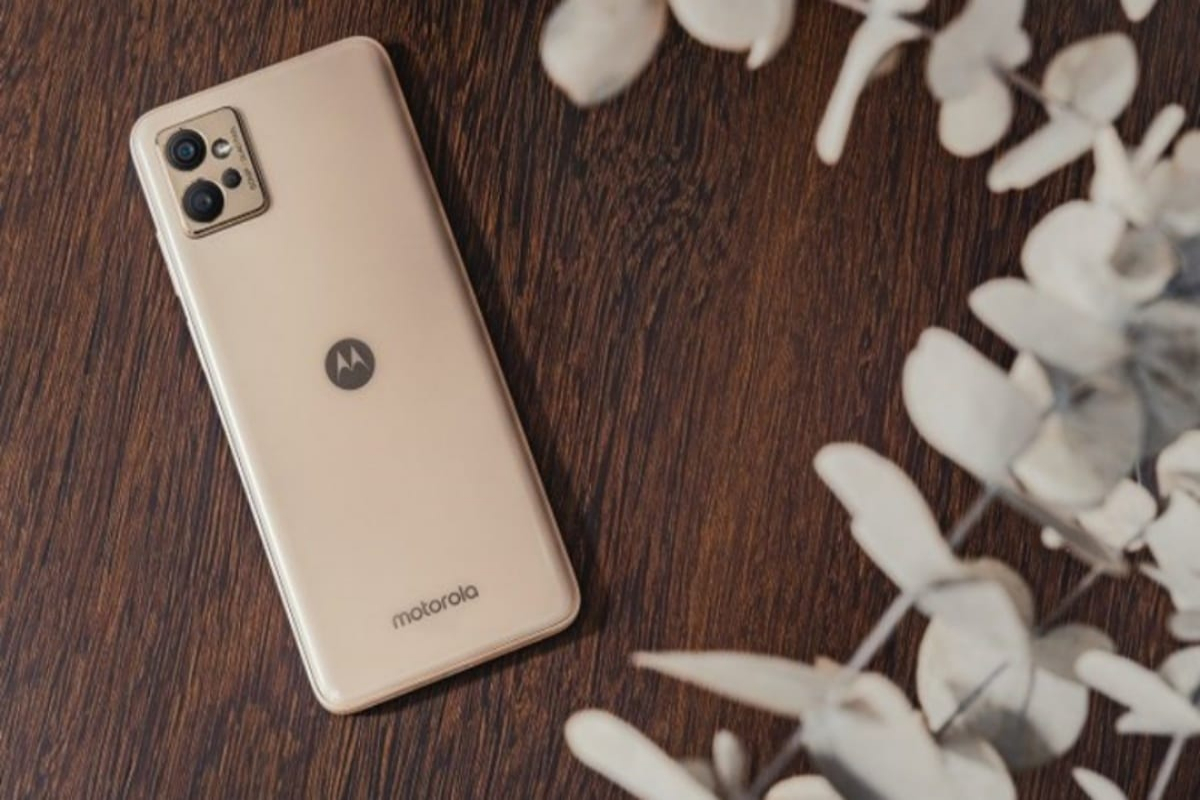 Moto E22s launched