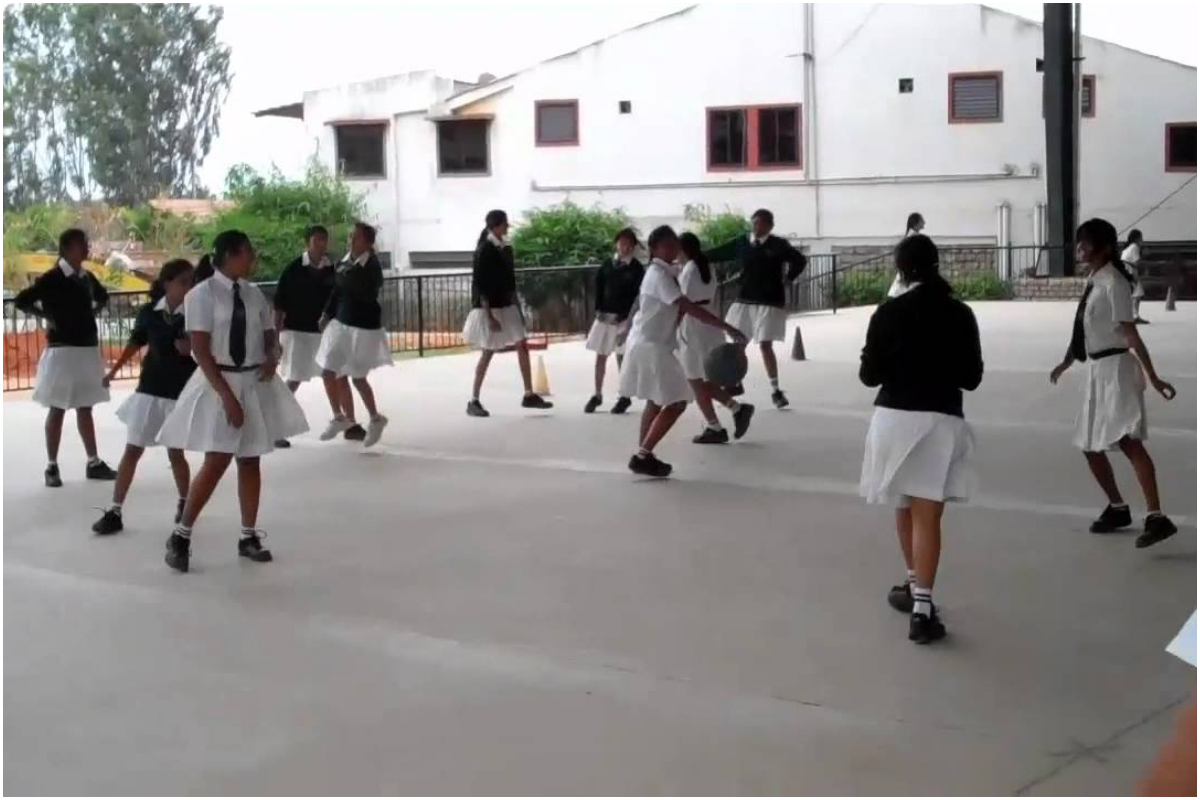 schoolgirls