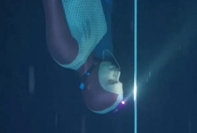 Watch: French freediver breaks 393.7-foot record