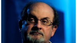 Salman Rushdie on ventilator, agent says