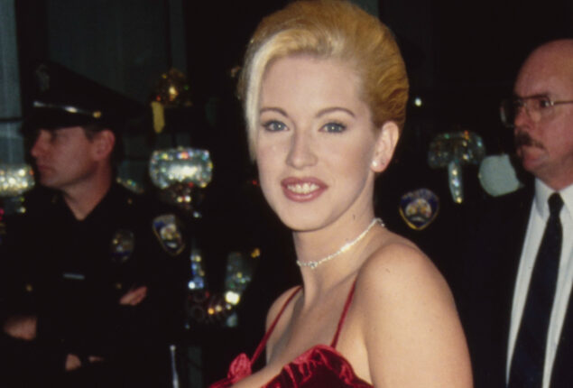 Soap opera star Robyn Griggs dies at 49