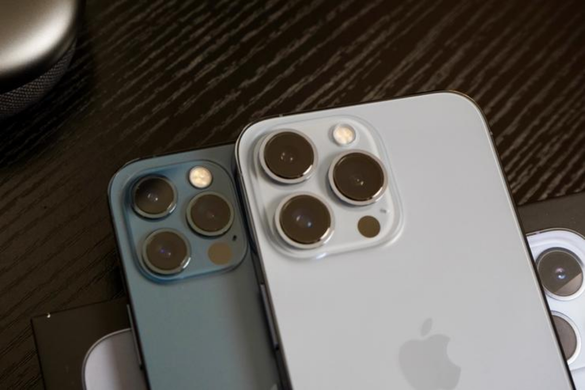iPhone 14