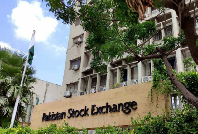 Pakistan equity market gains over improving economic conditions