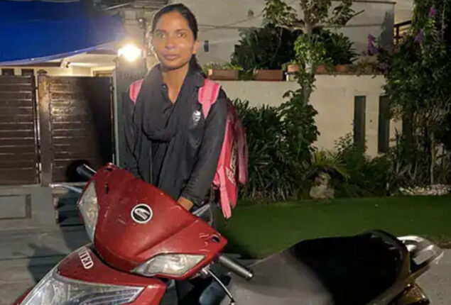 Internet praises Pakistani KFC Rider courage