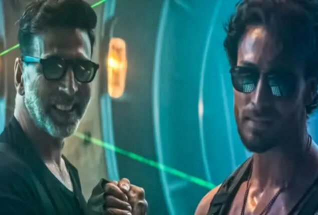 Did Akshay Kumar and Tiger Shroff lower fees after flop movies?