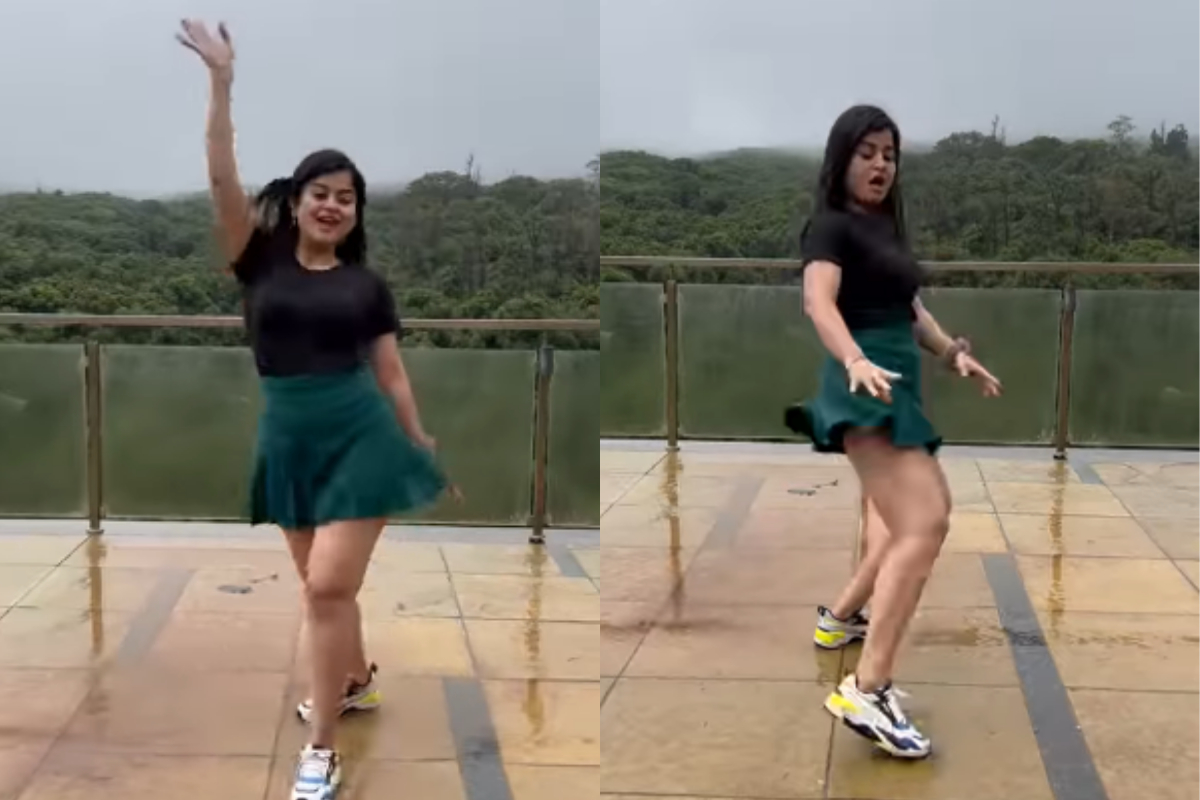 SpiceJet hostess