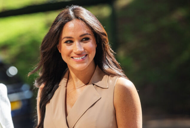 Which celebrities wished Meghan Markle on her birthday?