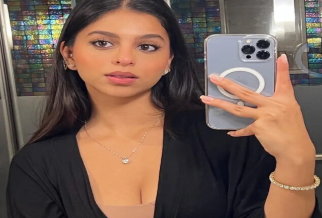 Suhana Khan captions a beautiful pic with “Get ready with me”