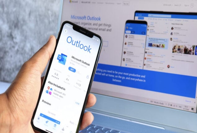 Microsoft Outlook ads