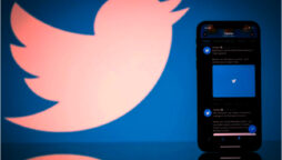 Using Twitter to promote yourself may lead to a higher salary