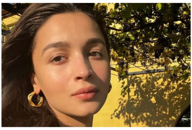Alia Bhatt and Ranbir Kapoor share a picture from their trip to Italy.