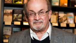 Salman Rushdie stabbing witness describes horrible onstage attack scene