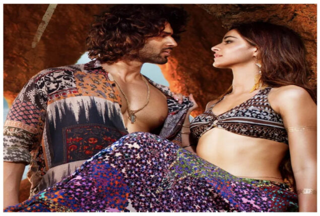 Aafat Song: Vijay Deverakonda and Ananya’s sizzling chemistry