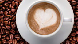 Viral Video: Cup of coffee with artistic cream decoration