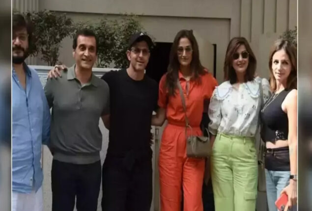 Hrithik Roshan and Sussanne Khan step out for lunch with friends