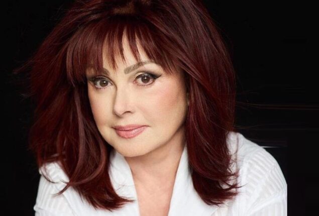 Naomi Judd left daughters Wynonna and Ashley out of her will