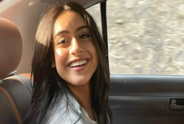 Nysa Devgan goes partying with friends as she is back in Mumbai