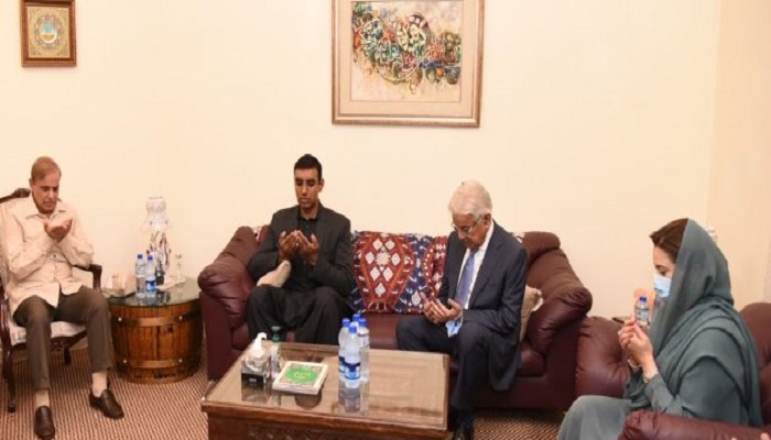 PM Shehbaz Lt-Gen Sarfaraz