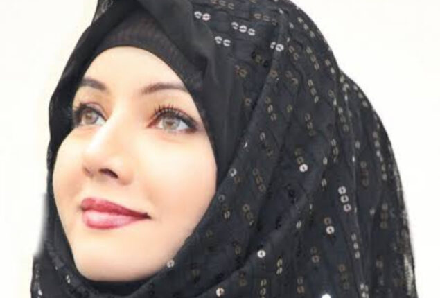 Rabi Pirzada claims, women with bold dresses stay away from me